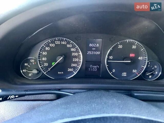 Серый Мерседес Ц-Класс, объемом двигателя 2.2 л и пробегом 250 тыс. км за 6500 $, фото 9 на Automoto.ua