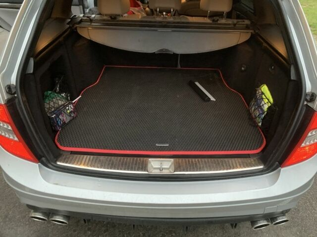 Серый Мерседес Ц-Класс, объемом двигателя 2.1 л и пробегом 294 тыс. км за 9100 $, фото 7 на Automoto.ua