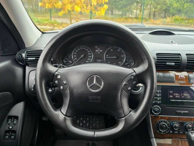 Сірий Мерседес Ц-Клас, об'ємом двигуна 2.2 л та пробігом 304 тис. км за 6999 $, фото 12 на Automoto.ua