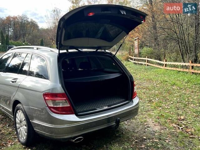 Мерседес Ц-Клас 2007 у Вінниці на Automoto.ua Сірий Мерседес Ц-Клас, об'ємом двигуна 2.2 л та пробігом 362 тис. км за 8500 $, фото 14 на Automoto.ua