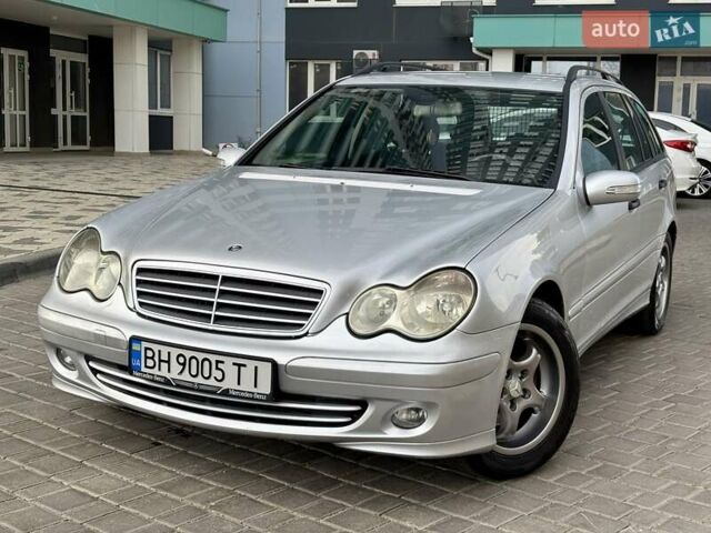 Сірий Мерседес Ц-Клас, об'ємом двигуна 2.1 л та пробігом 236 тис. км за 6400 $, фото 15 на Automoto.ua