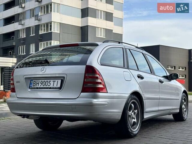 Сірий Мерседес Ц-Клас, об'ємом двигуна 2.1 л та пробігом 236 тис. км за 6400 $, фото 7 на Automoto.ua