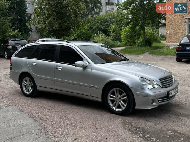Сірий Мерседес Ц-Клас, об'ємом двигуна 2.15 л та пробігом 281 тис. км за 6200 $, фото 4 на Automoto.ua
