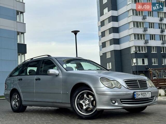 Сірий Мерседес Ц-Клас, об'ємом двигуна 2.1 л та пробігом 236 тис. км за 6400 $, фото 19 на Automoto.ua