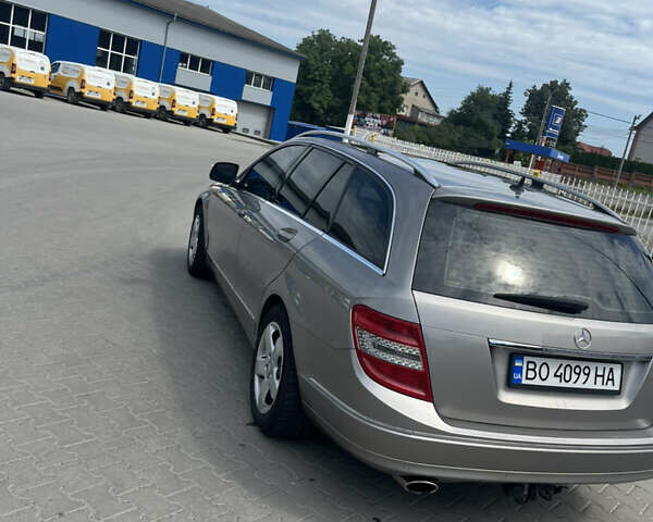 Серый Мерседес Ц-Класс, объемом двигателя 2.15 л и пробегом 311 тыс. км за 8500 $, фото 7 на Automoto.ua