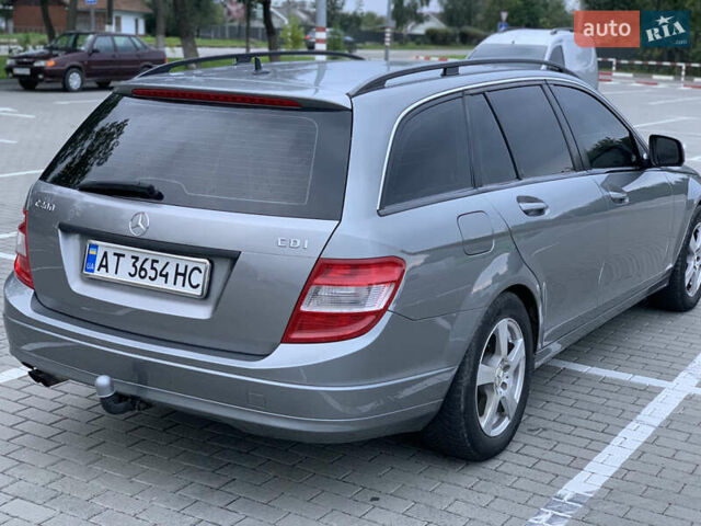 Сірий Мерседес Ц-Клас, об'ємом двигуна 2.1 л та пробігом 370 тис. км за 8500 $, фото 3 на Automoto.ua