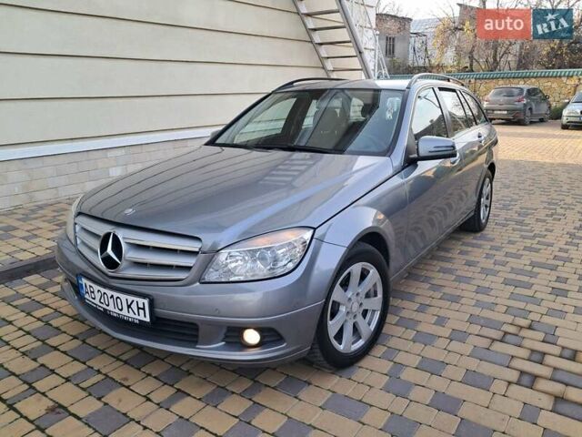 Серый Мерседес Ц-Класс, объемом двигателя 2.2 л и пробегом 357 тыс. км за 8250 $, фото 79 на Automoto.ua