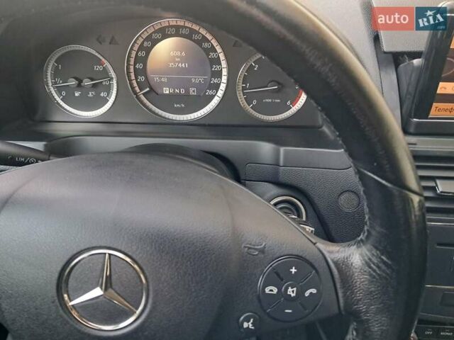 Серый Мерседес Ц-Класс, объемом двигателя 2.2 л и пробегом 357 тыс. км за 8250 $, фото 70 на Automoto.ua