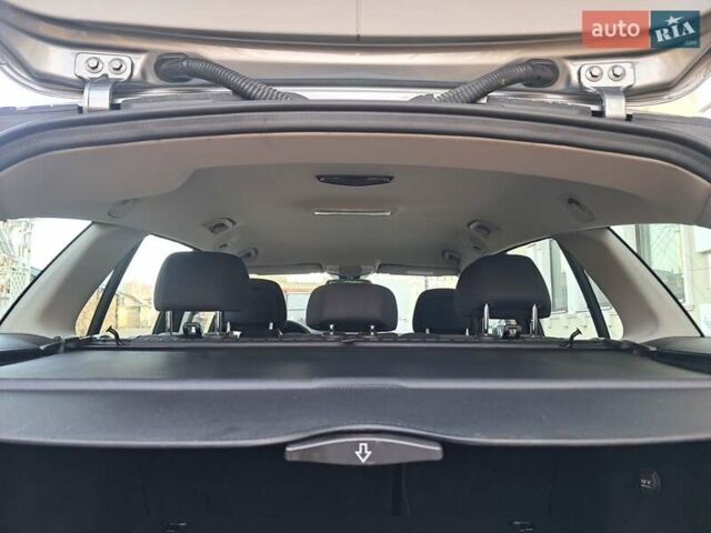 Серый Мерседес Ц-Класс, объемом двигателя 2.2 л и пробегом 357 тыс. км за 8250 $, фото 41 на Automoto.ua