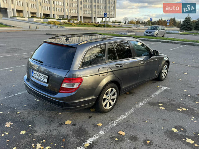 Серый Мерседес Ц-Класс, объемом двигателя 2.15 л и пробегом 240 тыс. км за 8900 $, фото 8 на Automoto.ua
