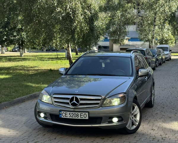 Сірий Мерседес Ц-Клас, об'ємом двигуна 2.1 л та пробігом 305 тис. км за 7800 $, фото 1 на Automoto.ua