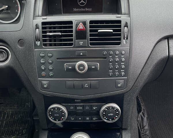 Серый Мерседес Ц-Класс, объемом двигателя 1.8 л и пробегом 244 тыс. км за 7899 $, фото 20 на Automoto.ua