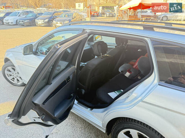 Серый Мерседес Ц-Класс, объемом двигателя 2.2 л и пробегом 327 тыс. км за 8200 $, фото 11 на Automoto.ua