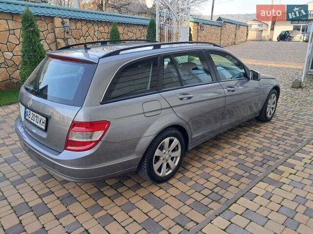 Серый Мерседес Ц-Класс, объемом двигателя 2.2 л и пробегом 357 тыс. км за 8250 $, фото 11 на Automoto.ua