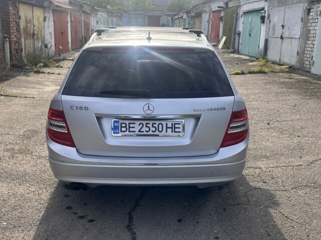 Сірий Мерседес Ц-Клас, об'ємом двигуна 1.6 л та пробігом 180 тис. км за 7700 $, фото 5 на Automoto.ua