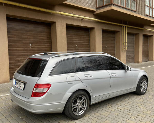 Сірий Мерседес Ц-Клас, об'ємом двигуна 2.2 л та пробігом 276 тис. км за 7700 $, фото 7 на Automoto.ua