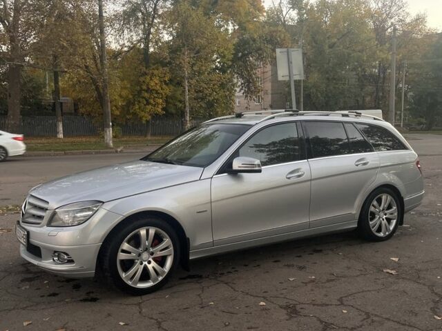 Мерседес Ц-Клас 2009 у Миколаєві на Automoto.ua Сірий Мерседес Ц-Клас, об'ємом двигуна 1.6 л та пробігом 180 тис. км за 7500 $, фото 8 на Automoto.ua