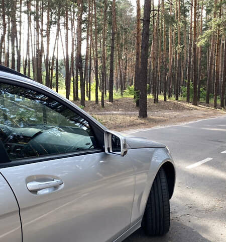 Сірий Мерседес Ц-Клас, об'ємом двигуна 2.2 л та пробігом 310 тис. км за 7900 $, фото 3 на Automoto.ua