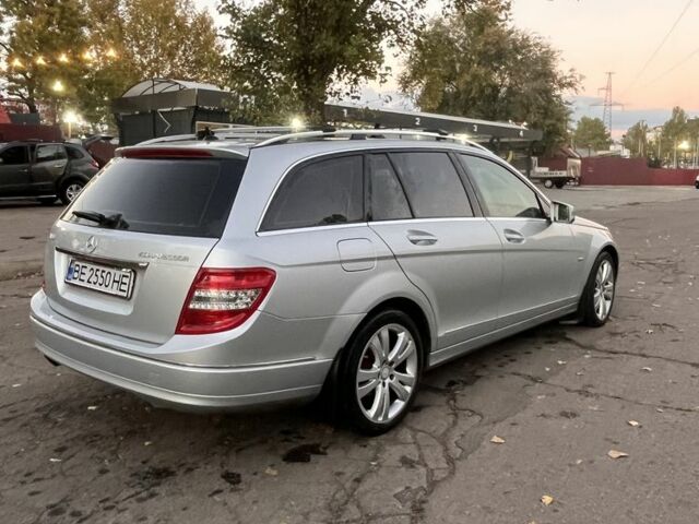Мерседес Ц-Клас 2009 у Миколаєві на Automoto.ua Сірий Мерседес Ц-Клас, об'ємом двигуна 1.6 л та пробігом 180 тис. км за 7500 $, фото 5 на Automoto.ua