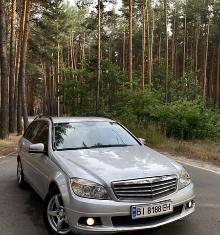 Сірий Мерседес Ц-Клас, об'ємом двигуна 2.2 л та пробігом 310 тис. км за 7900 $, фото 2 на Automoto.ua