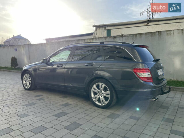 Сірий Мерседес Ц-Клас, об'ємом двигуна 2.15 л та пробігом 430 тис. км за 7700 $, фото 3 на Automoto.ua