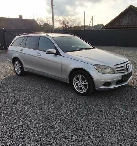 Серый Мерседес Ц-Класс, объемом двигателя 2.2 л и пробегом 449 тыс. км за 5300 $, фото 7 на Automoto.ua