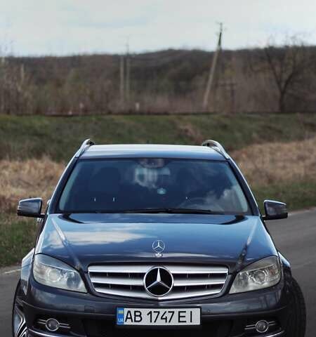 Серый Мерседес Ц-Класс, объемом двигателя 2.2 л и пробегом 250 тыс. км за 10000 $, фото 20 на Automoto.ua