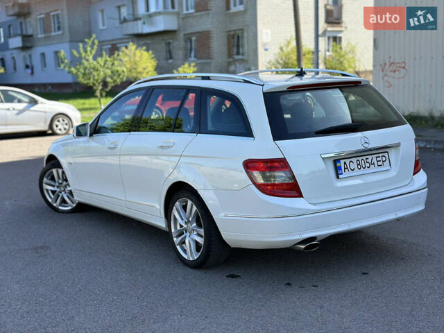 Сірий Мерседес Ц-Клас, об'ємом двигуна 2.2 л та пробігом 307 тис. км за 7800 $, фото 4 на Automoto.ua