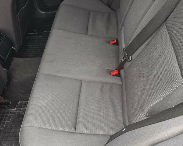 Сірий Мерседес Ц-Клас, об'ємом двигуна 2.2 л та пробігом 332 тис. км за 9200 $, фото 28 на Automoto.ua