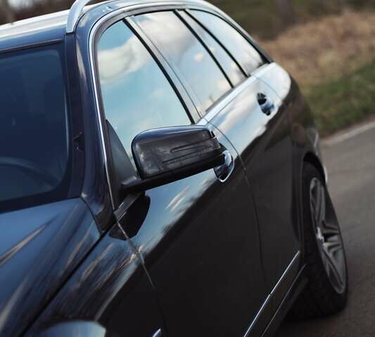 Серый Мерседес Ц-Класс, объемом двигателя 2.2 л и пробегом 250 тыс. км за 10000 $, фото 17 на Automoto.ua