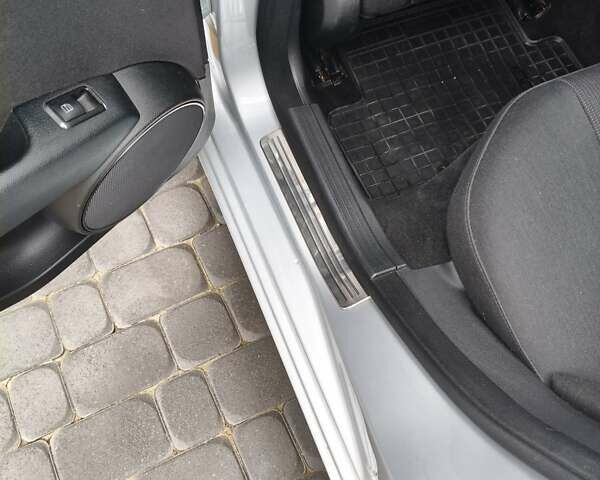 Сірий Мерседес Ц-Клас, об'ємом двигуна 2.2 л та пробігом 332 тис. км за 9200 $, фото 29 на Automoto.ua