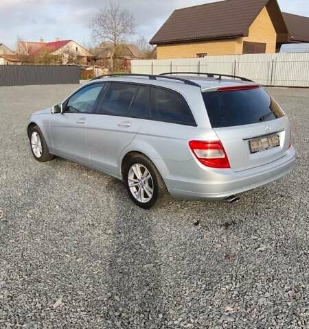 Серый Мерседес Ц-Класс, объемом двигателя 2.2 л и пробегом 449 тыс. км за 5300 $, фото 8 на Automoto.ua