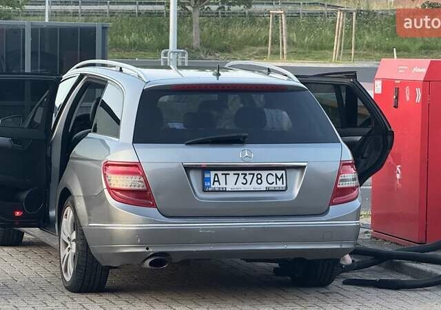 Сірий Мерседес Ц-Клас, об'ємом двигуна 2.1 л та пробігом 260 тис. км за 9937 $, фото 14 на Automoto.ua