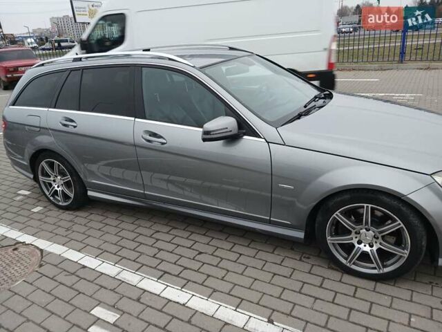 Сірий Мерседес Ц-Клас, об'ємом двигуна 2.99 л та пробігом 248 тис. км за 6700 $, фото 2 на Automoto.ua