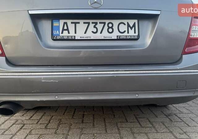 Сірий Мерседес Ц-Клас, об'ємом двигуна 2.1 л та пробігом 260 тис. км за 9937 $, фото 16 на Automoto.ua