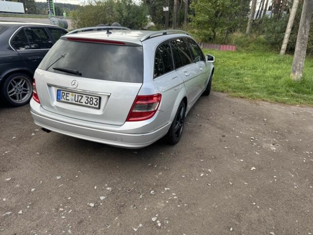 Сірий Мерседес Ц-Клас, об'ємом двигуна 0 л та пробігом 340 тис. км за 4000 $, фото 1 на Automoto.ua