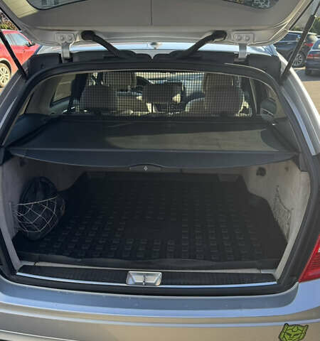 Серый Мерседес Ц-Класс, объемом двигателя 2.2 л и пробегом 276 тыс. км за 8100 $, фото 11 на Automoto.ua