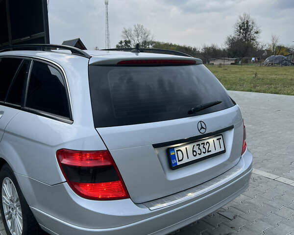 Серый Мерседес Ц-Класс, объемом двигателя 2.14 л и пробегом 369 тыс. км за 9700 $, фото 6 на Automoto.ua