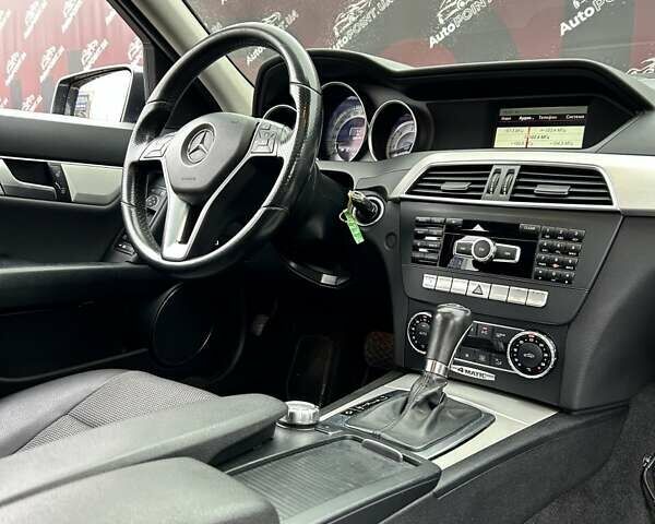 Мерседес Ц-Клас 2012 у Сумах на Automoto.ua Сірий Мерседес Ц-Клас, об'ємом двигуна 2.99 л та пробігом 366 тис. км за 12700 $, фото 32 на Automoto.ua