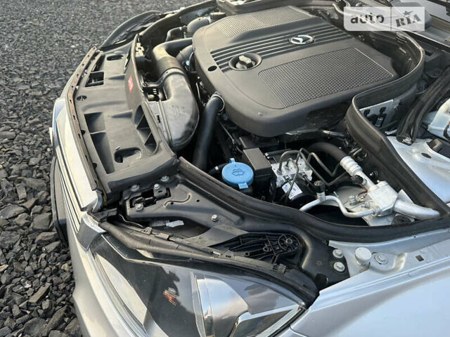 Серый Мерседес Ц-Класс, объемом двигателя 2.2 л и пробегом 225 тыс. км за 11400 $, фото 28 на Automoto.ua