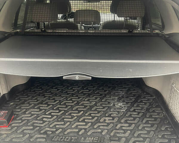 Сірий Мерседес Ц-Клас, об'ємом двигуна 2.15 л та пробігом 304 тис. км за 12000 $, фото 18 на Automoto.ua