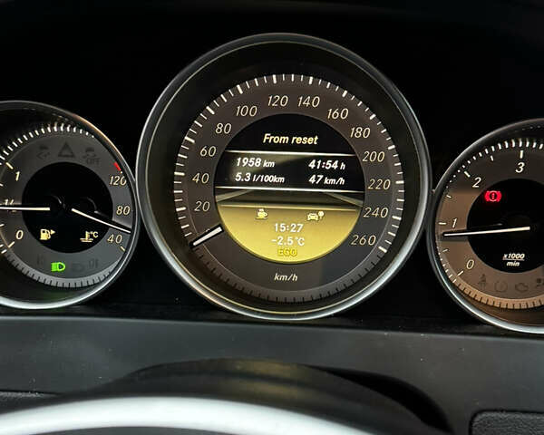 Сірий Мерседес Ц-Клас, об'ємом двигуна 2.2 л та пробігом 288 тис. км за 10800 $, фото 17 на Automoto.ua