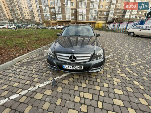 Сірий Мерседес Ц-Клас, об'ємом двигуна 1.8 л та пробігом 317 тис. км за 10500 $, фото 3 на Automoto.ua