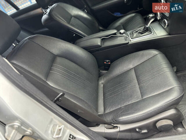 Сірий Мерседес Ц-Клас, об'ємом двигуна 2.14 л та пробігом 313 тис. км за 9950 $, фото 17 на Automoto.ua