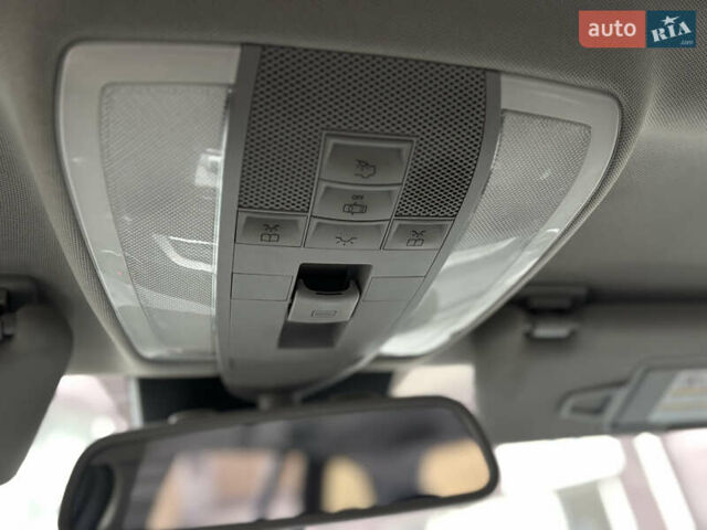 Сірий Мерседес Ц-Клас, об'ємом двигуна 2.14 л та пробігом 313 тис. км за 9950 $, фото 28 на Automoto.ua