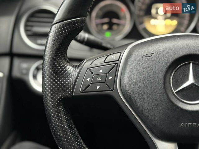 Сірий Мерседес Ц-Клас, об'ємом двигуна 2.14 л та пробігом 313 тис. км за 9950 $, фото 26 на Automoto.ua
