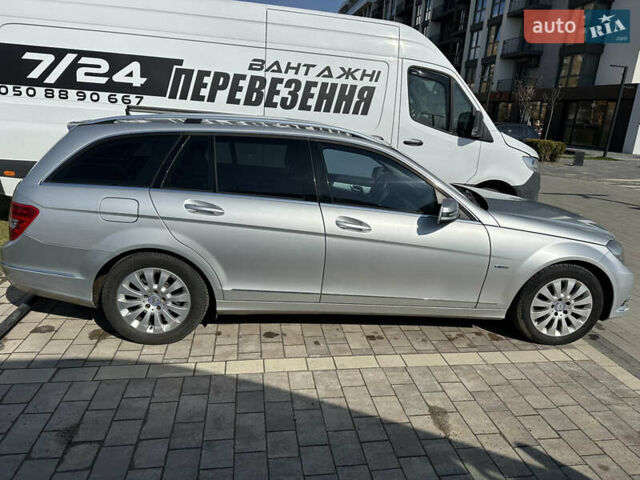 Серый Мерседес Ц-Класс, объемом двигателя 2.14 л и пробегом 307 тыс. км за 10000 $, фото 4 на Automoto.ua