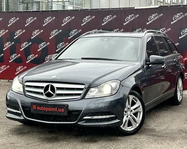Сірий Мерседес Ц-Клас, об'ємом двигуна 2.99 л та пробігом 366 тис. км за 12700 $, фото 2 на Automoto.ua