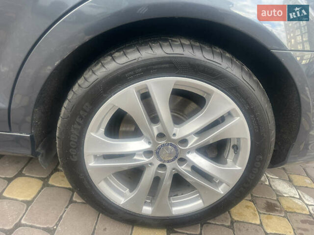 Сірий Мерседес Ц-Клас, об'ємом двигуна 1.8 л та пробігом 317 тис. км за 10500 $, фото 15 на Automoto.ua