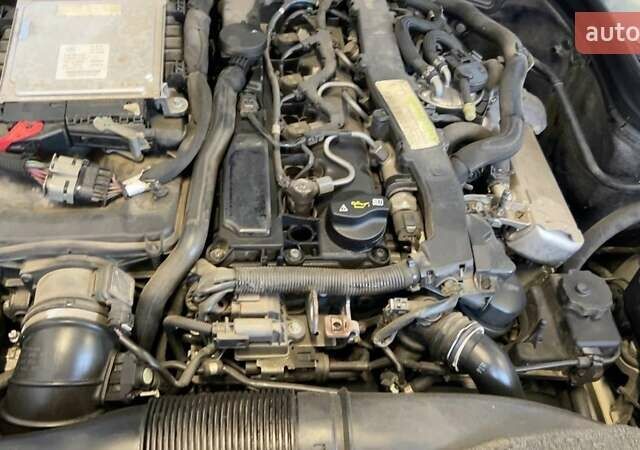 Серый Мерседес Ц-Класс, объемом двигателя 2.1 л и пробегом 247 тыс. км за 11900 $, фото 10 на Automoto.ua